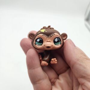 Littlest Pet Shop LPS Monkey w/ Blue Flowers.